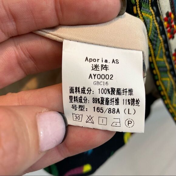 New Without Tags Aporia.As embroidered Floral Cropped Jacket Size Large - Picture 16 of 16